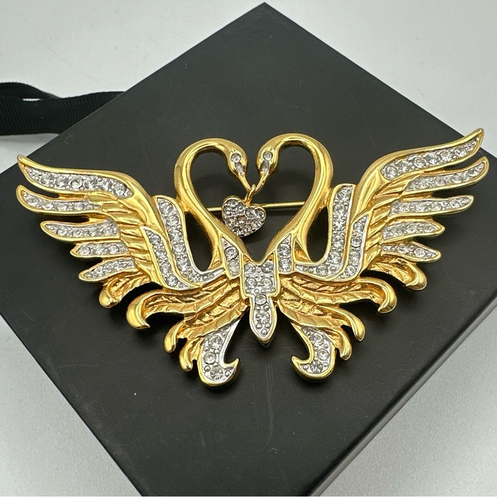 Vintage Nolan Miller Brooch Double Swan #776‎
